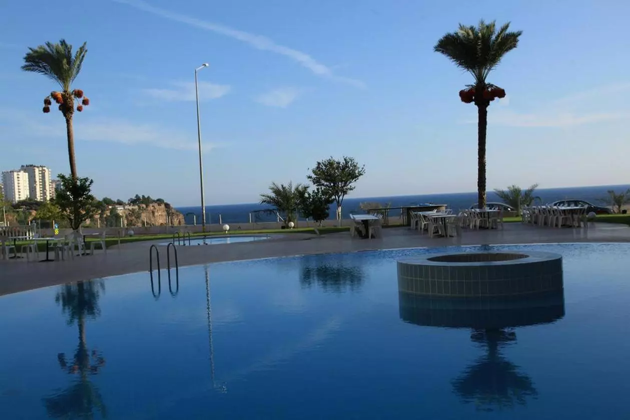 CENDER_SHABAVIZ (6).jpg